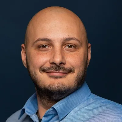 Fotografie portret a lui Alexandru Pirvan